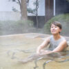 入浴着「バスタイムトップス」で変わる温泉文化：訪日外国人にも注目