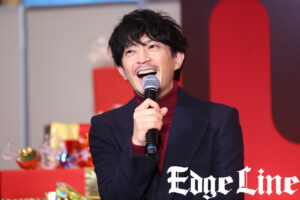 津田健次郎 渋谷のLindtポップアップに来場！ファンからの手紙は「全部とってある」6