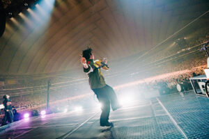 King Gnu Dome Tour 「THE GREATEST UNKNOWN」札幌ドームで完走！微笑み合うメンバー27