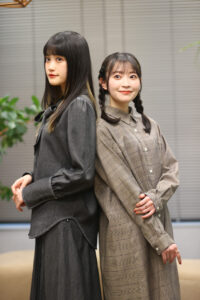 岩田陽葵＆小泉萌香 舞台『パリピ孔明』英子＆七海のようなニッコニコ関係性8