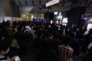 小岩井ことり、来栖りん、鈴原希実ら「MEWLIVE」初リアルイベントAJで開催2