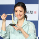 上戸彩アンバサダー務める丸亀製麺「麺職人を全国すべての店に配置完了」に驚き