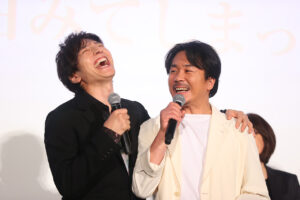 生田斗真 ヤン・イクチュンと肩組み笑顔連発！「とてつもない怪物級の映画ができた」8