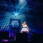 「伊波杏樹 1st LIVE KILLER MIRROR GIG」東京公演！明るくハッピーな空気