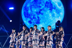 櫻坂46『8th Single BACKS LIVE!!』開催！Buddiesを圧巻のパフォーマンスで魅了8