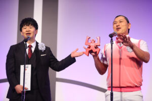 オードリーDJパーソナリティ賞受賞で「ギャラクシー賞」登壇！らしさ全開のステージに6