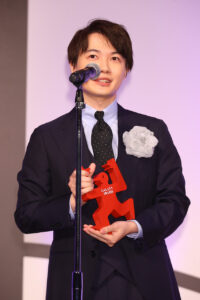神木隆之介「ギャラクシー賞」授賞式に！「嬉しい気持ちでいっぱい」とニッコリ4