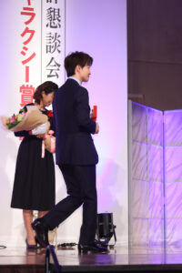 神木隆之介「ギャラクシー賞」授賞式に！「嬉しい気持ちでいっぱい」とニッコリ9
