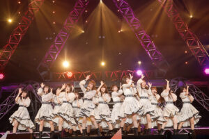 乃木坂46「35thSG アンダーライブ」最終公演！オレンジに染まった客席からアンコール5