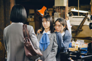 藤吉夏鈴主演「新米記者トロッコ」メインキャスト5人場面写真！新聞部潜入9