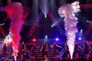 乃木坂46「35thSG アンダーライブ」最終公演！オレンジに染まった客席からアンコール13