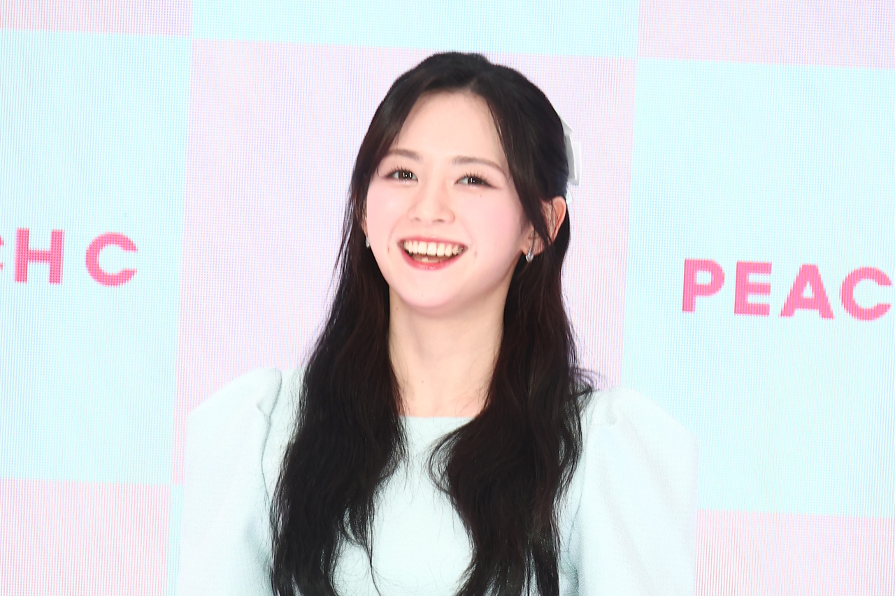 Kep1er・マシロ「PEACH C」POP UPオープン先駆け来店！「ピンク