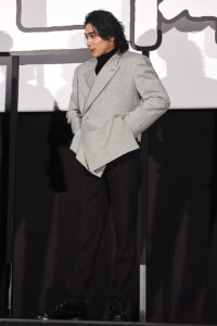 横浜流星“正体”は山田孝之が近かった？藤井道人監督から「ちょっとはサボりなさい」24