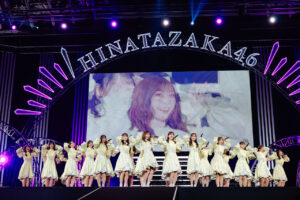 日向坂46東村芽依 卒業セレモニー！バラエティーやライブ、スピーチで魅了6
