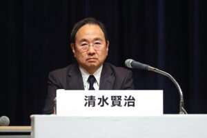 フジテレビ会見には191社437人参加 港浩一氏、嘉納修治氏辞任で「責任を踏まえ」2