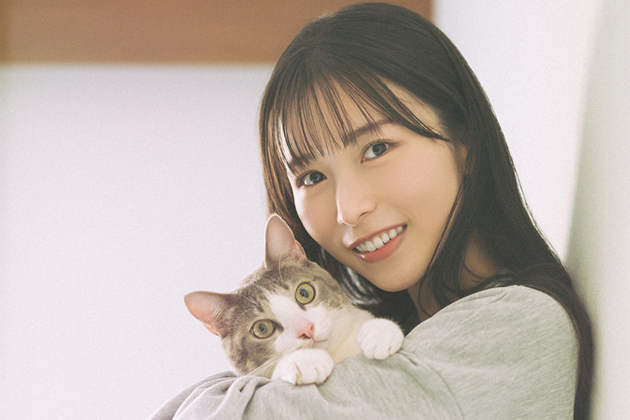 蓮ノ空・佐々木琴子“コトコの日”に初写真集発売！「ユーリ!!! on ICE
