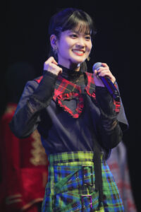 大西亜玖璃FCイベントでスーツ姿！「デビュー4周年前にイベントができてうれしい」6