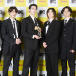 SixTONES「MTV VMAJ」Group of the Year受賞！3曲全力披露で“くるり”と回るメンバーも