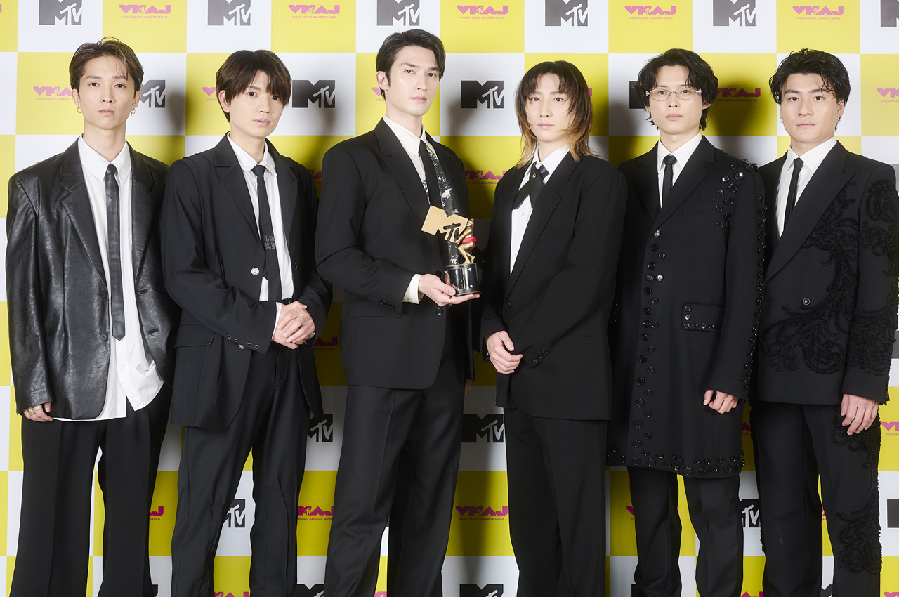 菜々美ページ　Man SixTONES SixTONES「MTV VMAJ」Group of the Year受賞！3曲全力披露で“くるり”と