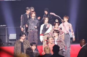 INI笑顔あふれるメンバー11人で『MTV VMAJ』Pre-Showレッドカーペットに！4