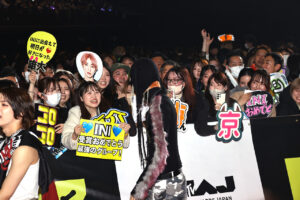 INI笑顔あふれるメンバー11人で『MTV VMAJ』Pre-Showレッドカーペットに！16