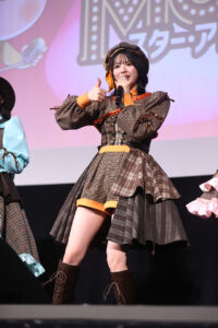 FRUITS ZIPPER「映画おしりたんてい」初日探偵衣装姿！生歌唱などでお祝い26