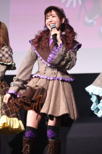 FRUITS ZIPPER「映画おしりたんてい」初日探偵衣装姿！生歌唱などでお祝い27