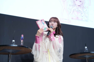 芹澤優、雨宮天、花澤香菜「黒岩メダカに私の可愛いが通じない」AJ2025ステージ開催11