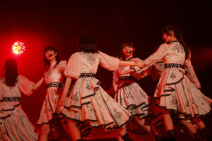 乃木坂46・38thSGアンダーライブ＆佐藤楓の卒業セレモニー開催！ノンストップで歌い踊る1
