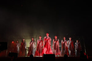 乃木坂46・38thSGアンダーライブ＆佐藤楓の卒業セレモニー開催！ノンストップで歌い踊る13