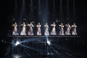 乃木坂46・38thSGアンダーライブ＆佐藤楓の卒業セレモニー開催！ノンストップで歌い踊る24