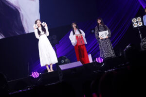 乃木坂46 6期生ファン前では初お披露目！“魔法使い”・巫女・華道・書道など多彩5