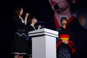 乃木坂46 6期生ファン前では初お披露目！“魔法使い”・巫女・華道・書道など多彩8