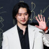 山﨑賢人「Weibo日本年度ベスト俳優賞」受賞！「本当に光栄です」