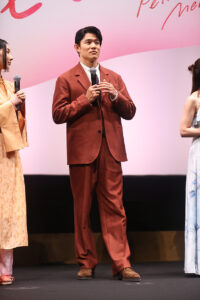 鈴木亮平 有村架純はデビュー時から推していた！『花まんま』爆笑連発舞台挨拶開催6