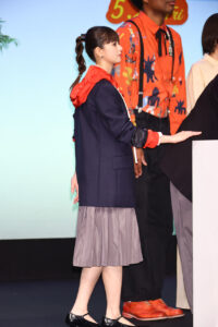 齋藤飛鳥『父と僕の終わらない歌』は「絶対に参加したいと思える作品」や「大感動」1