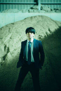 正門良規スタイリッシュに佇む姿も！加藤シゲアキ監督「SUNA」Aマッソ・加納らはどう見た？1