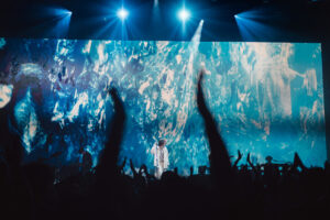 米津玄師 2026 TOUR / GHOST開催！11月6日から長野・大阪・愛知・福岡・宮城・神奈川で9