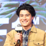 森本慎太郎 時速300キロ?な強風で髪かきあがった状態に!「すごい!面白い!」エンジョイ