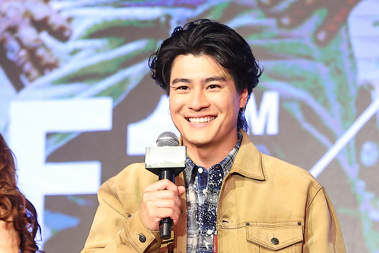 ねむさん専用　【真作】　（WISH） 小林慎太郎　『薔薇』　F６号　一期会会員 森本慎太郎 時速300キロ？な強風で髪かきあがった状態に！「すごい