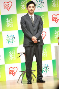 吉沢亮 アイリスオーヤマCM「笑いに命懸け」から一転で戸惑い？『ばけばけ』向け英語勉強2