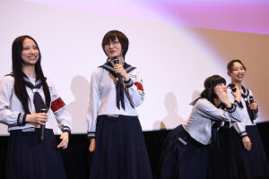 新しい学校のリーダーズ「青春イノシシ ATARASHII GAKKO! THE MOVIE」初日！まるでライブ会場熱気5