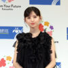 齋藤飛鳥、「生まれも育ちも葛飾で…」葛飾区のイベントアンバサダー！飛鳥ちゃんの肩を抱いて記念撮影したのは…