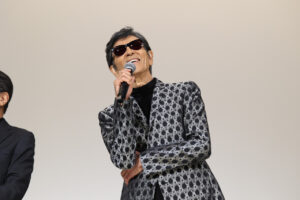 柴田恭兵 土屋太鳳の後ろ姿に涙していた！舘ひろしと丸の内TOEI『あぶない刑事』舞台挨拶30