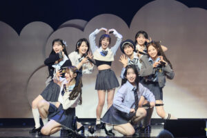 「AKB48 18期生昇格記念LIVE！～青い空には 雲はひとつもない～」18・19・20期生16人ステージ5