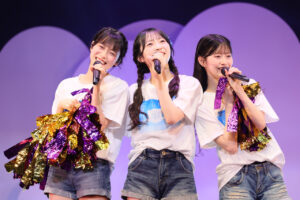 「AKB48 18期生昇格記念LIVE！～青い空には 雲はひとつもない～」18・19・20期生16人ステージ10