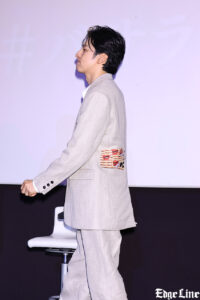 中村倫也 ライトを受け輝く姿！生田斗真とゲキ×シネ『バサラオ』初日TV局へやりたい放題11