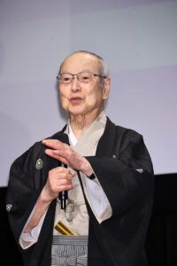 野村万作、野村萬斎、野村裕基の親子三代大熊記念講堂に！映画『六つの顔』完成披露試写6