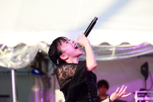 澤村光彩『2025神宮外苑花火大会』登場！秩父宮ラグビー場2組目登場で6曲披露8