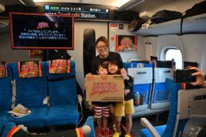 新幹線内で「日清焼そばU.F.O.」味わえる特別新幹線『ソースエクスプレス』東京・大阪間運行9